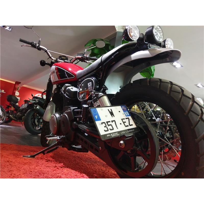 Support de plaque latéral Yamaha SCR 950